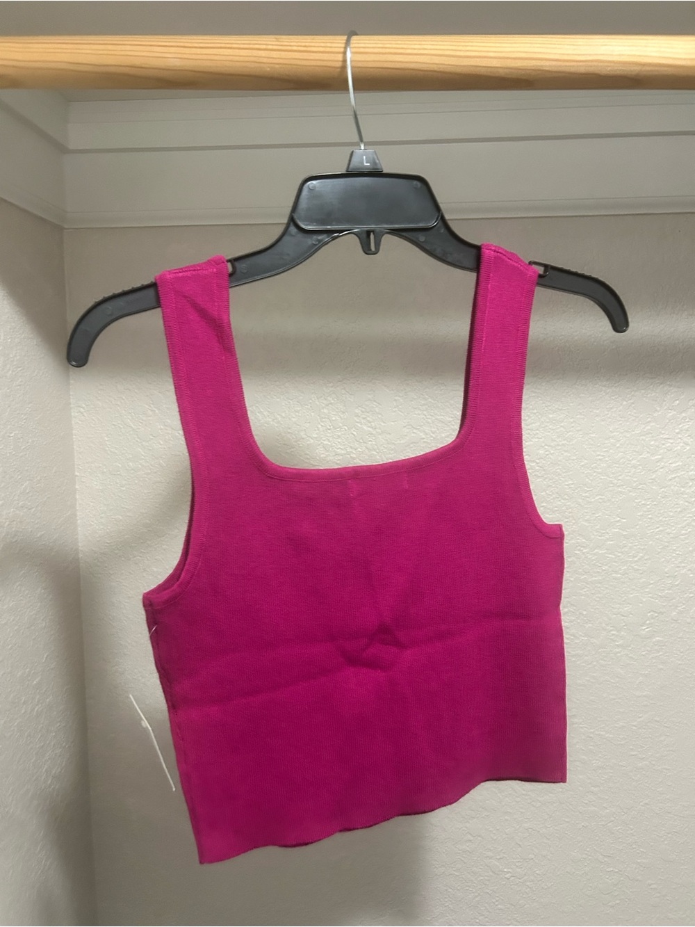 🌷🩷🦩Magenta Rhinestone Tank Top  🌸👛👚 - Picture 4 of 6